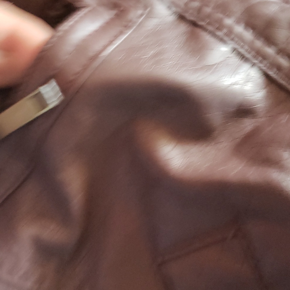 Leather jacket - Picture 3 of 3